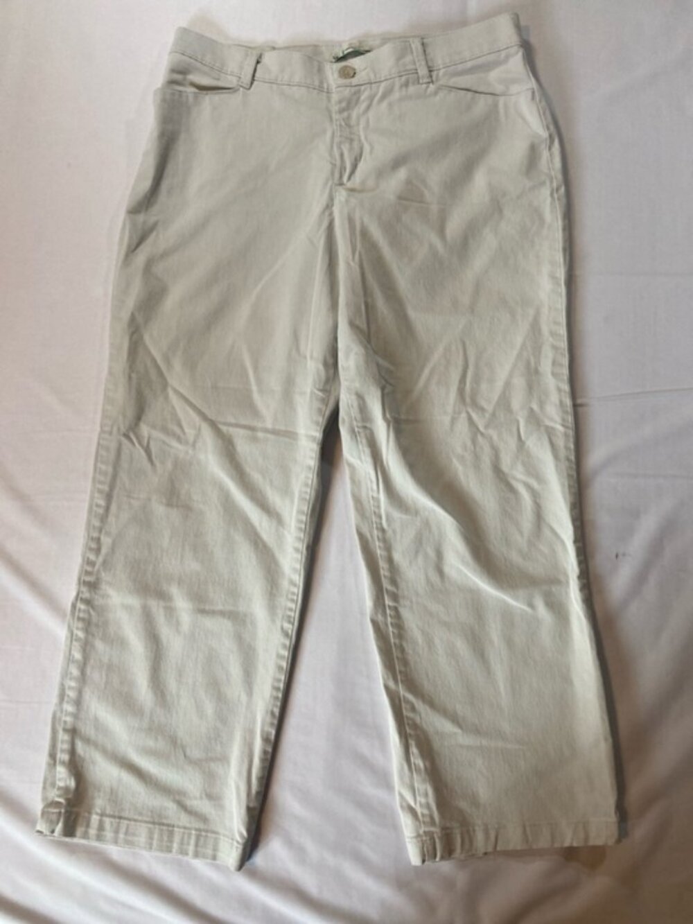 Lee Women's Relaxed Straight Leg Khaki / Cream Stretch Twill Pants Size 14 P
